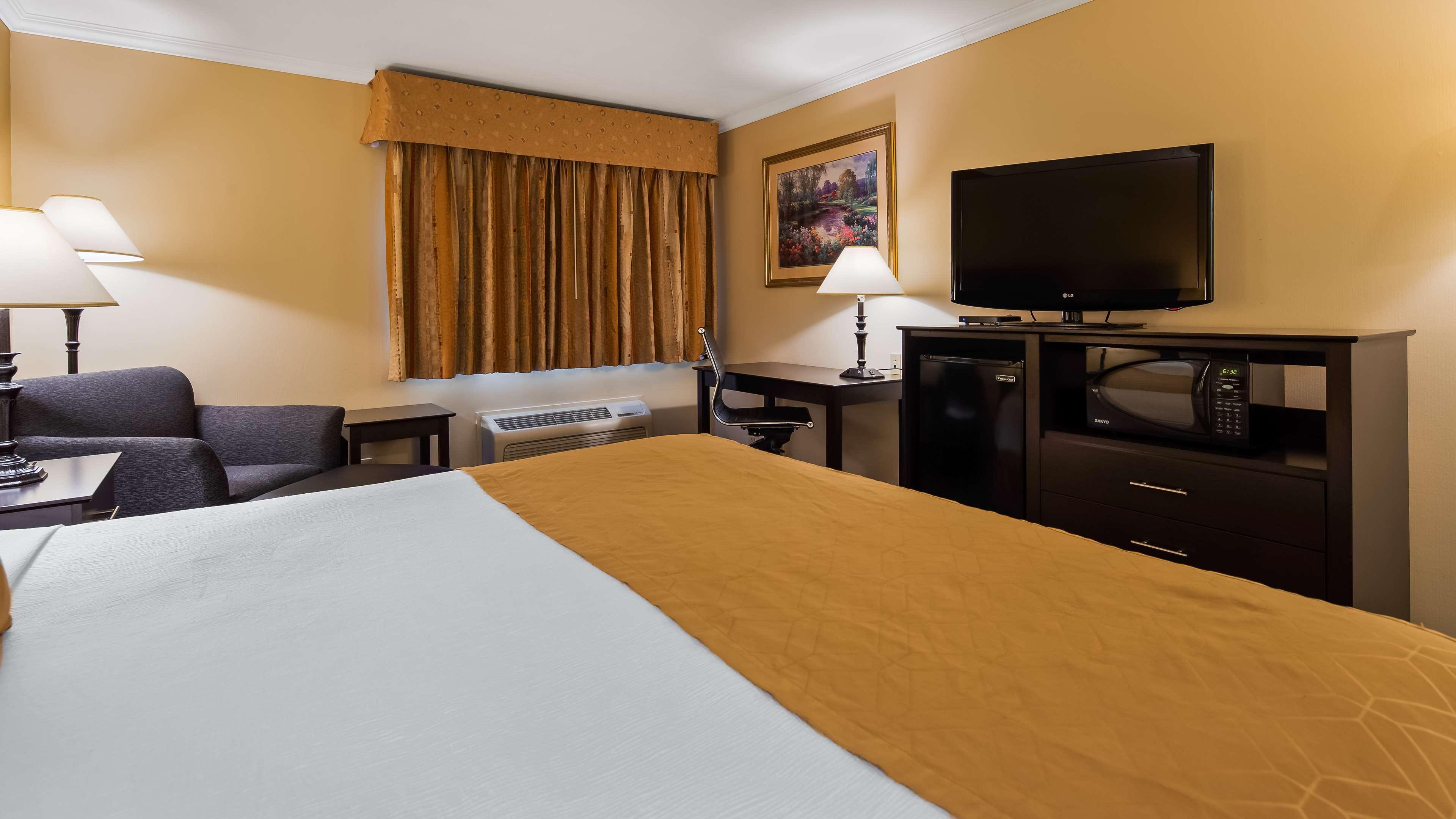 Best Western Inn & Suites Ontario Εξωτερικό φωτογραφία