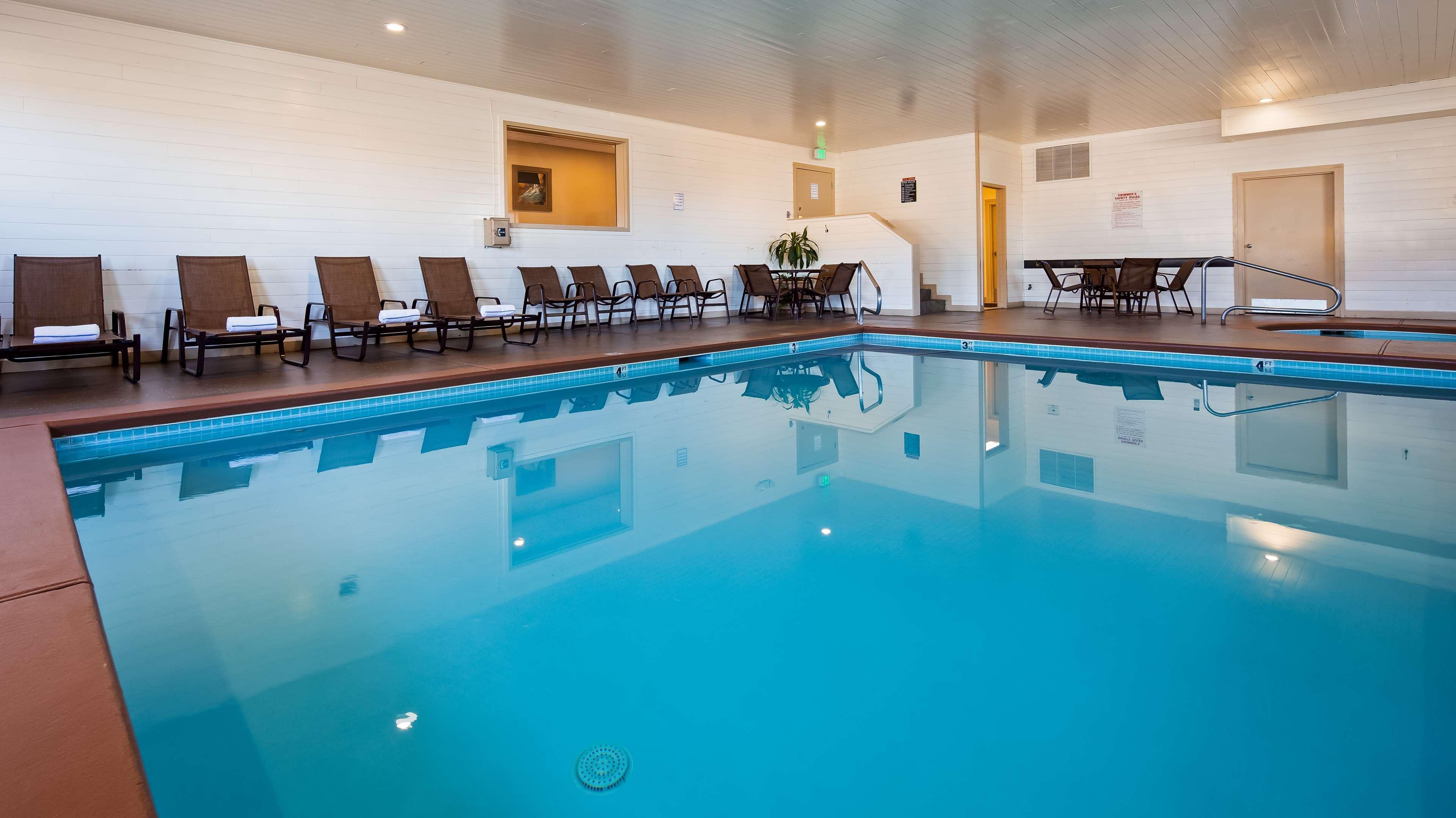 Best Western Inn & Suites Ontario Εξωτερικό φωτογραφία