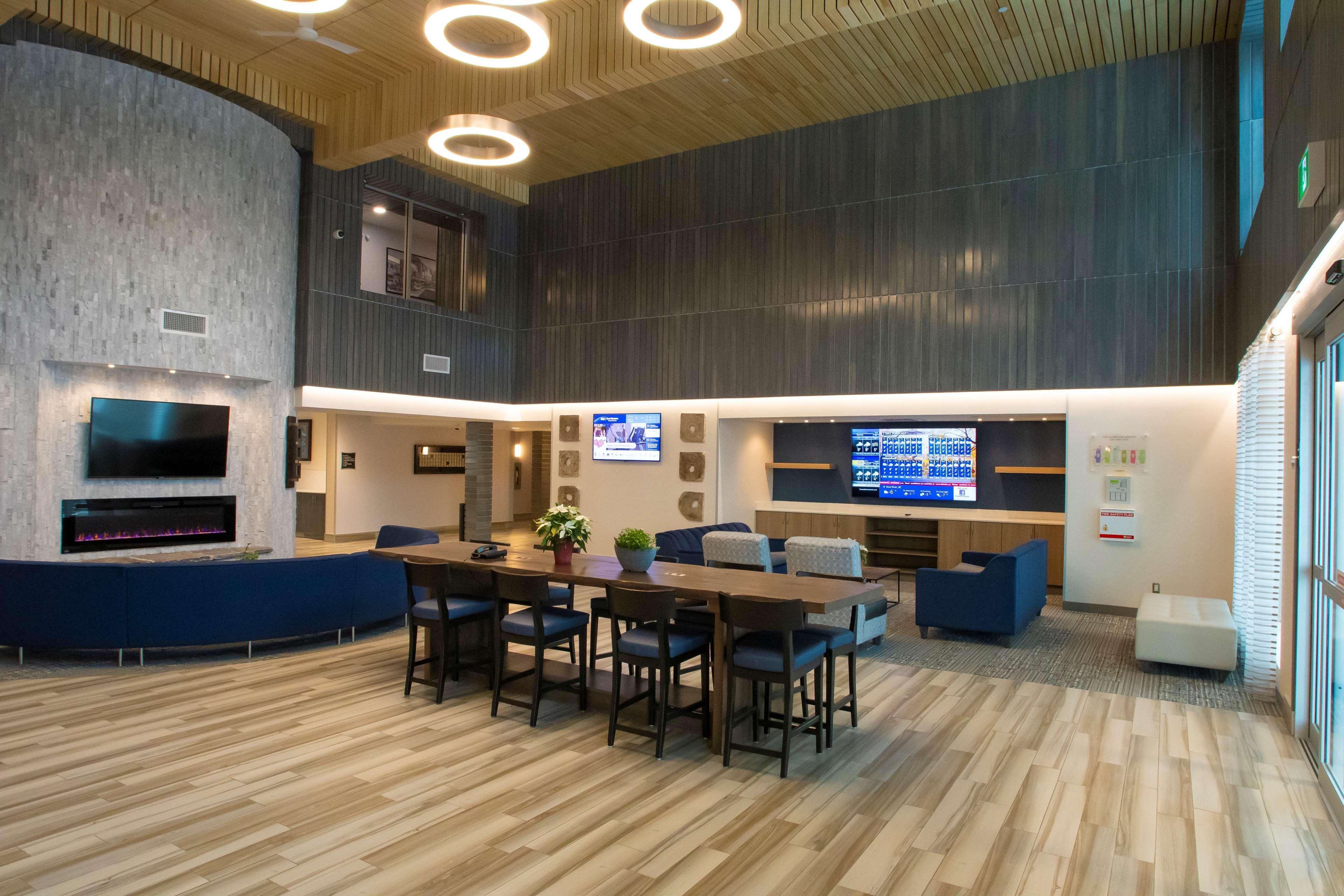 Best Western Inn & Suites Ontario Εξωτερικό φωτογραφία
