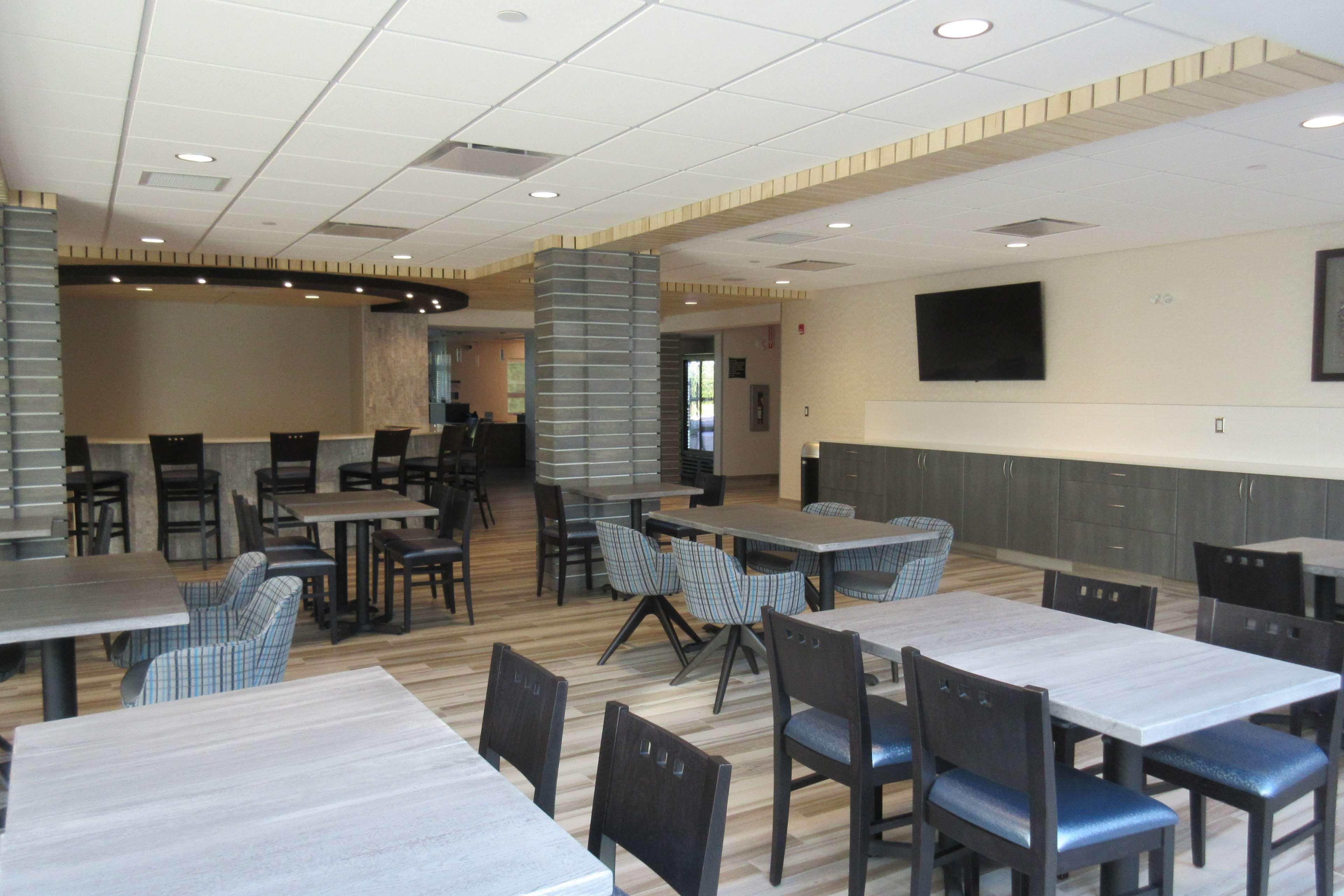 Best Western Inn & Suites Ontario Εξωτερικό φωτογραφία