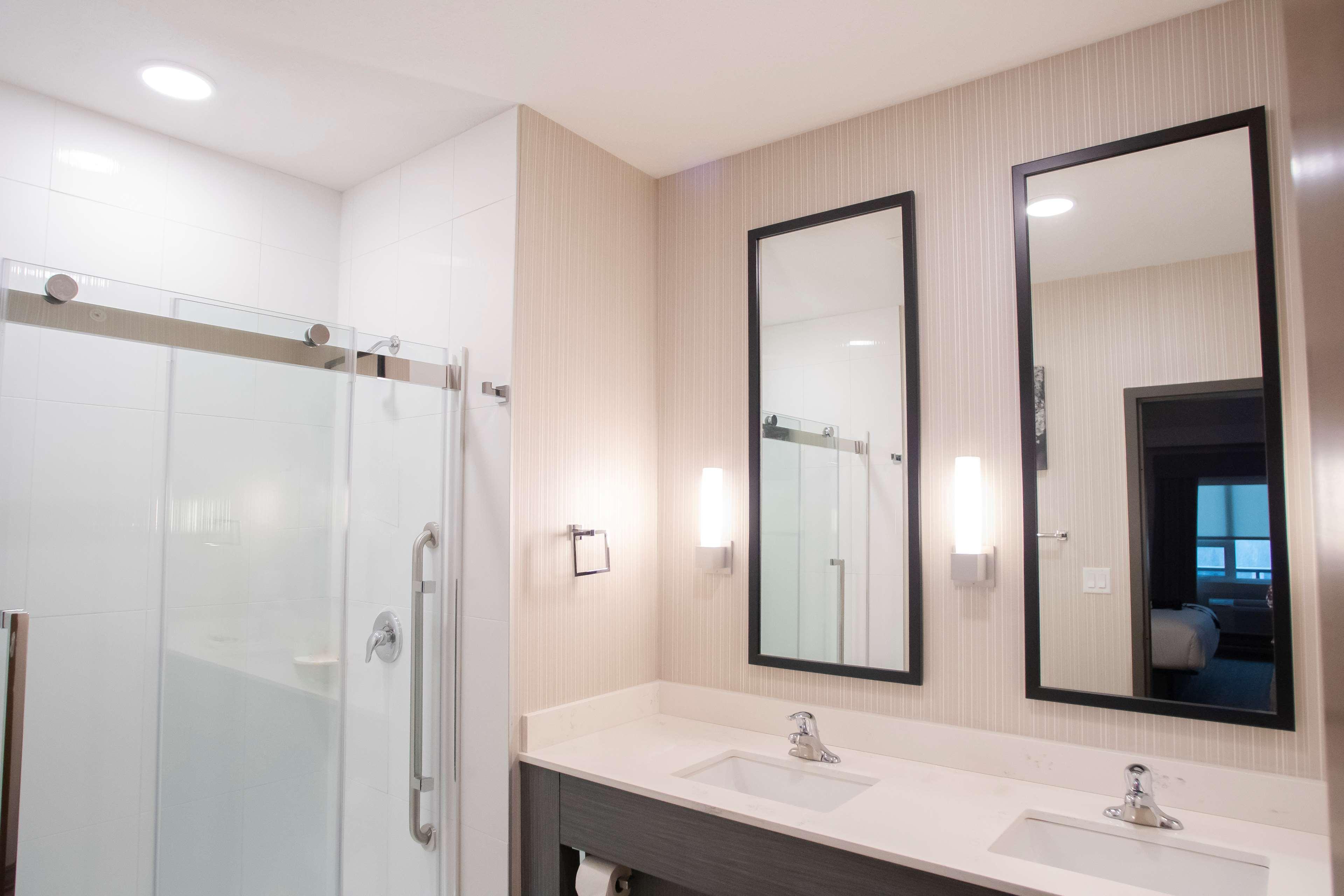 Best Western Inn & Suites Ontario Εξωτερικό φωτογραφία