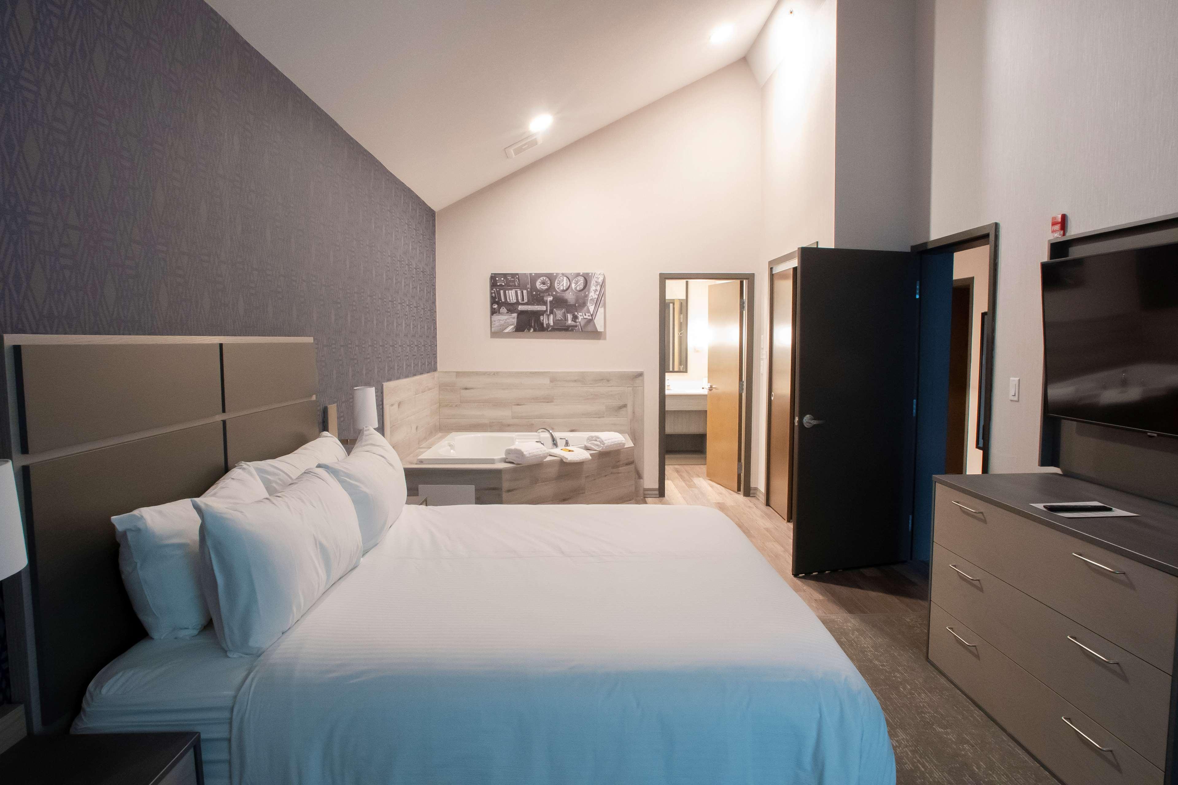 Best Western Inn & Suites Ontario Εξωτερικό φωτογραφία